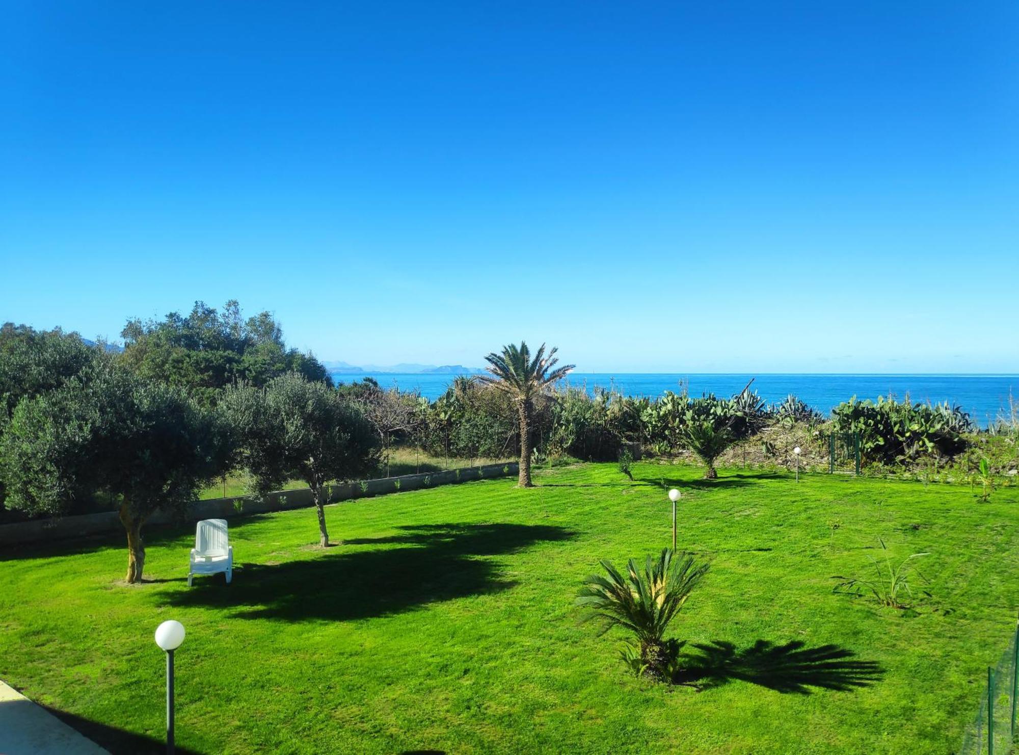 Campofelice Holidays West Вилла Кампофеличе-ди-Роччелла